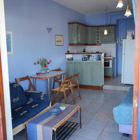 Varda - Kythoikies * Kythira Town